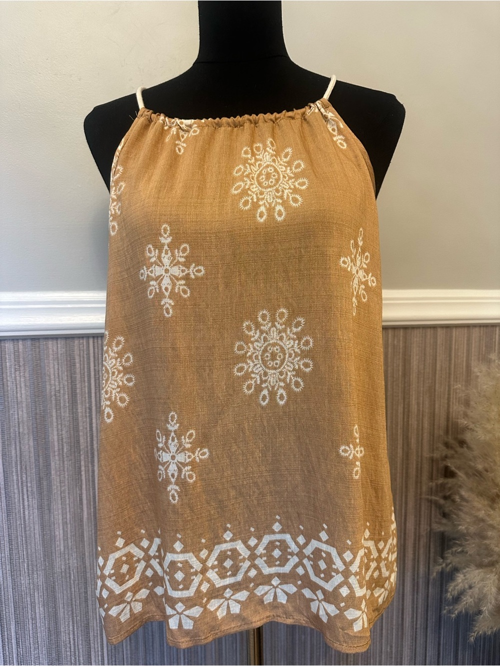 Boho Camel Rope Tie Halter Tank Top White Medallion Print Medium